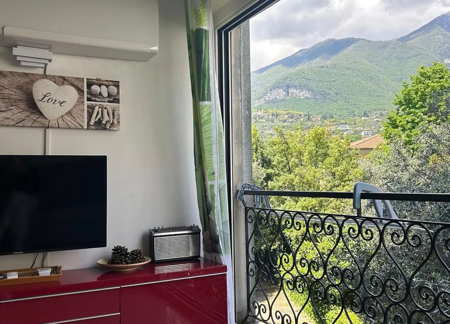 Hébergement de vacances Appartamento Lido 'With Parking Space Included' Toscolano Maderno