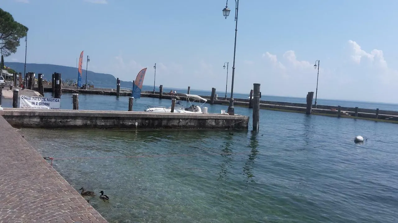 Appartamento Lido 'With Parking Space Included' Toscolano Maderno Holiday home